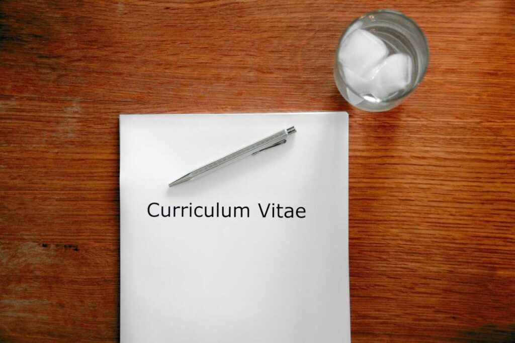 O-que-colocar-em-informacoes-adicionais-no-curriculo-para-se-destacar-de-verdade.jpg