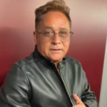Leonardo brinca com aparência antes de viagem a Paris: “Bola de gordo”